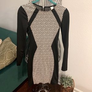 Super fitted minidress Black and Creme size 4
